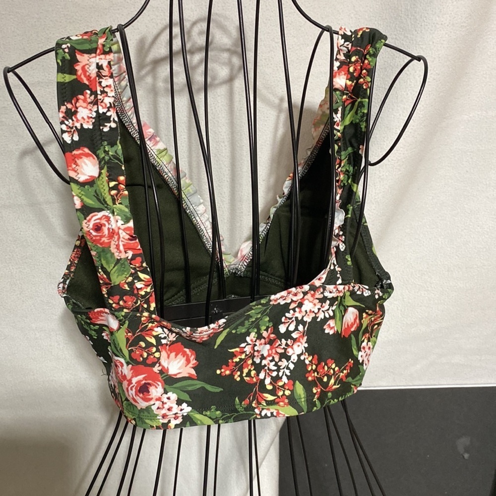 Mossimo Floral Midkini Top​​​ - Picture 5 of 6